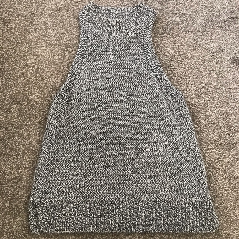Madewell S salt and pepper vest